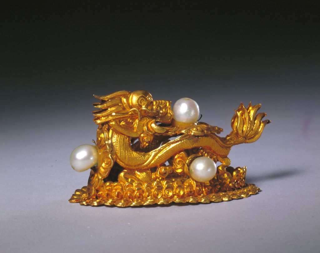 图片[1]-Golden dragon hat top-China Archive